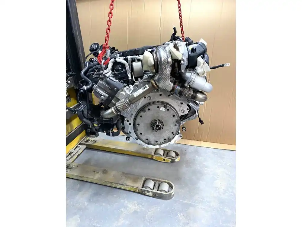 Nízká Cena Motor DEN / DENA 3.0 TDI 210kW / <-5 000Km