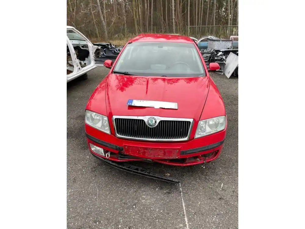 Hit Sezóny ŠKODA OCTAVIA II rozprodáme na díly