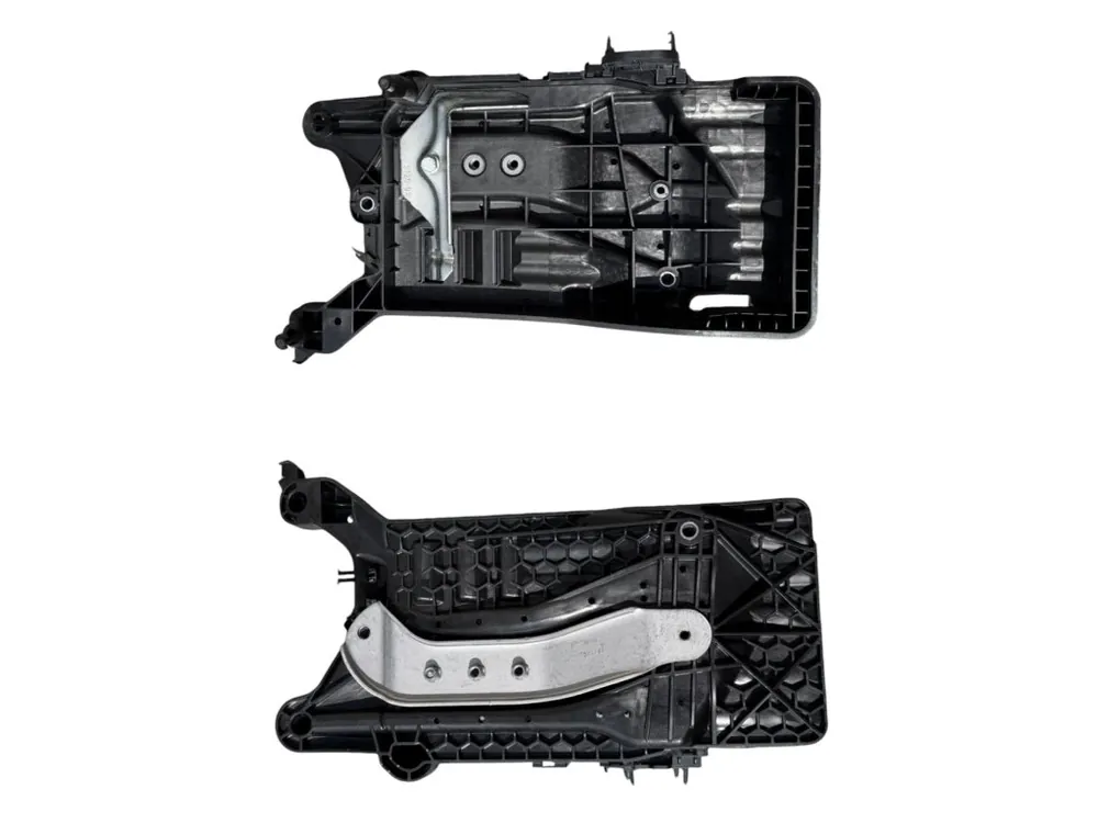 Omezená Nabídka 5R3915331A Držák baterie VW CADDY